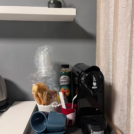 Naples Luxury Suites B&B エクステリア 写真