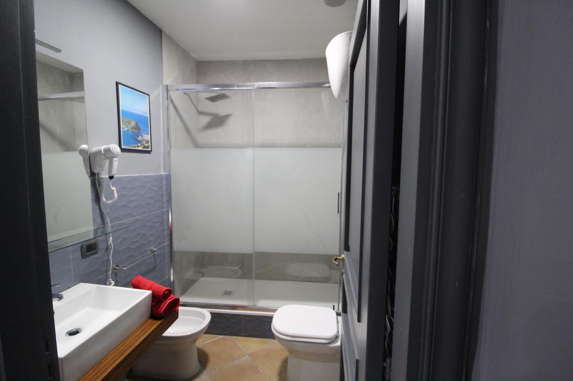 Naples Luxury Suites B&B エクステリア 写真