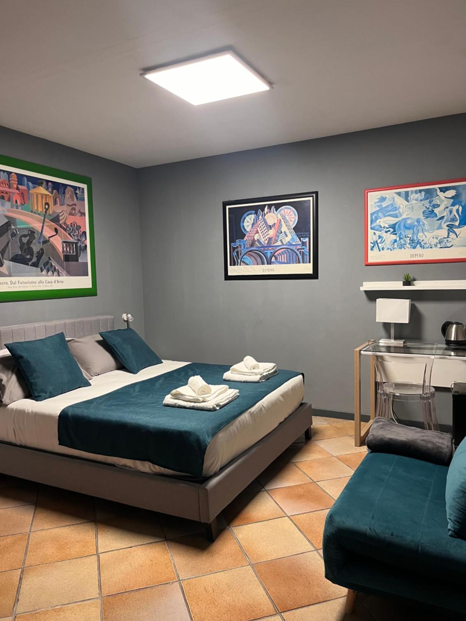 Naples Luxury Suites B&B エクステリア 写真
